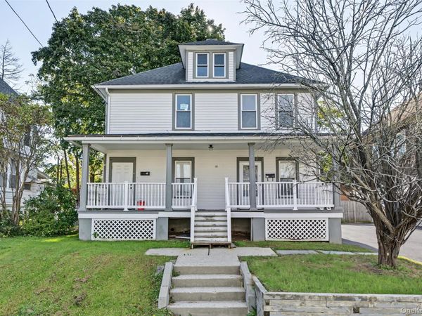 18 Chestnut Street , Unit Left, Middletown, NY 10940