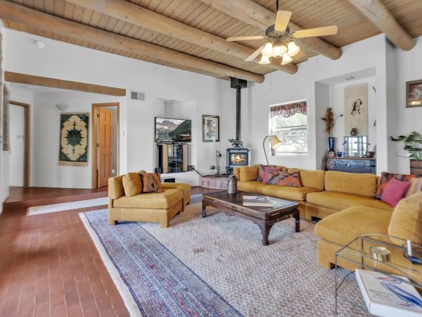 62 Anne Pickard Loop , Tijeras, NM 87059