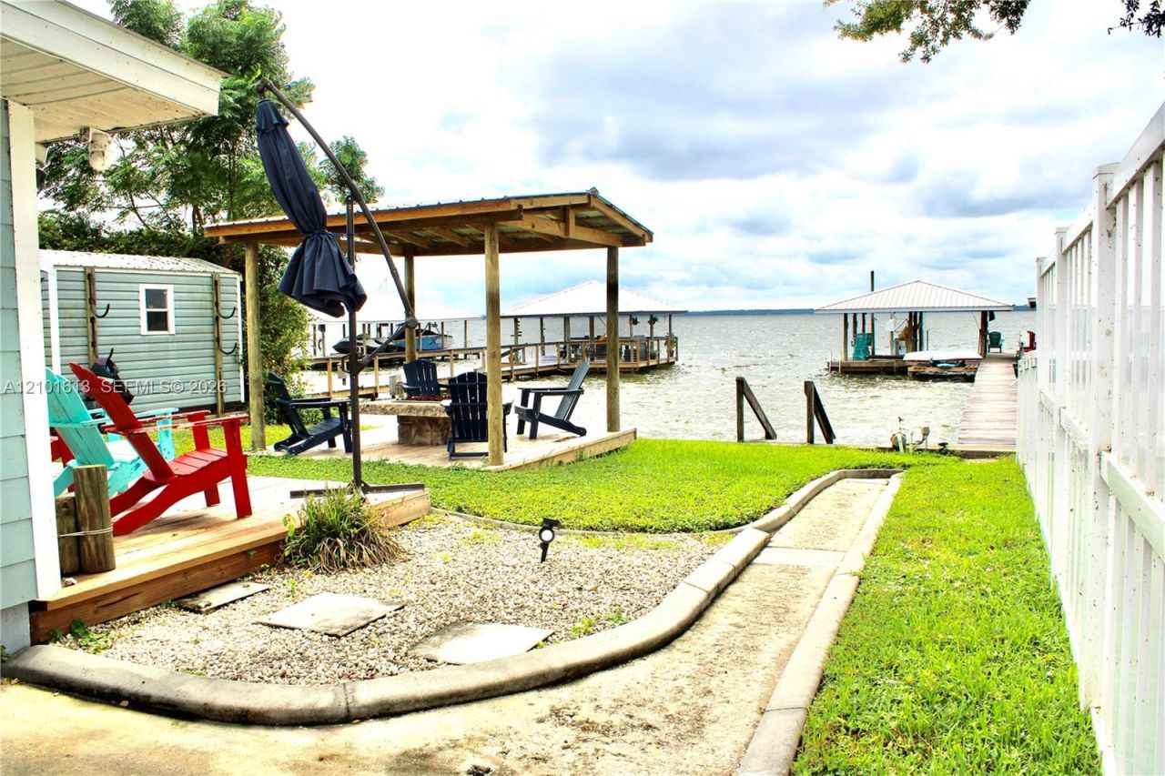 510 Lake June Rd, Lake Placid, FL 33852 Photo