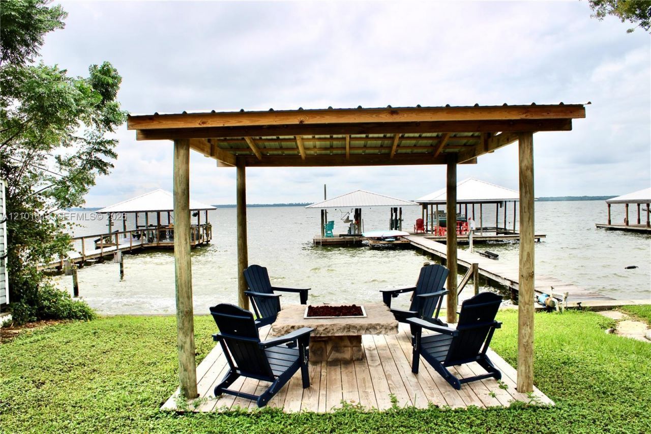 510 Lake June Rd, Lake Placid, FL 33852 Photo