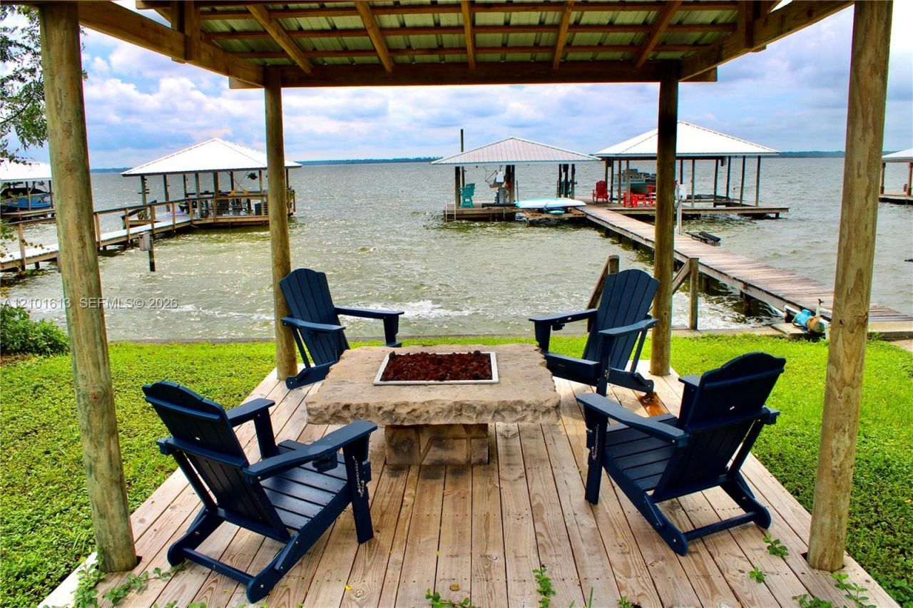 510 Lake June Rd, Lake Placid, FL 33852 Photo