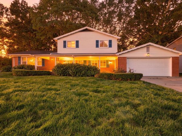 30073 Wicklow Road, Farmington Hills, MI 48334