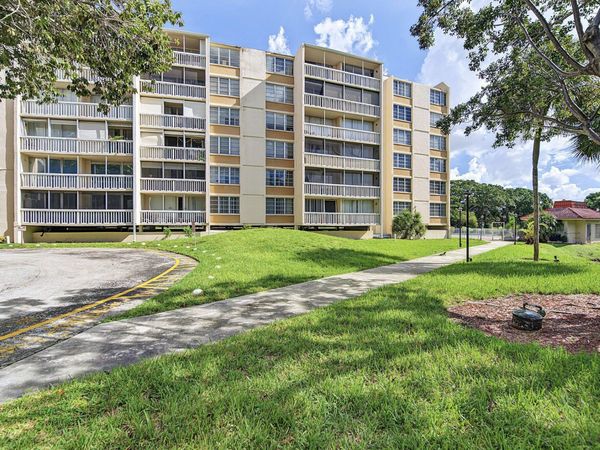 7051 Environ Boulevard, Unit 534, Lauderhill, FL 33319