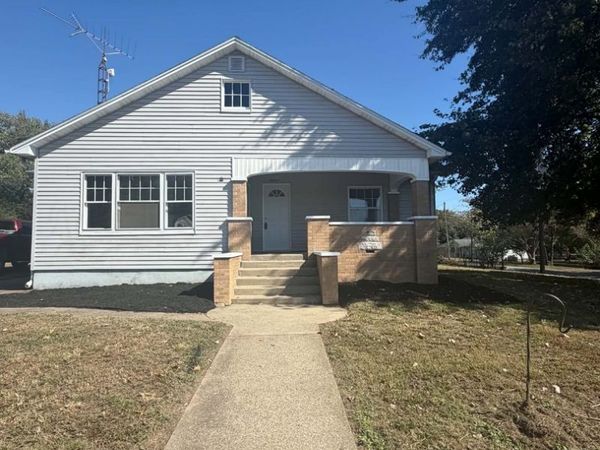 3648 Poplar Street , Thompsonville, IL 62890