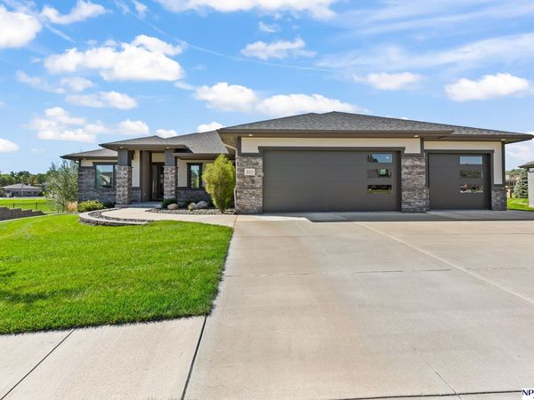 843 Arbor Drive, Blair, NE 68008