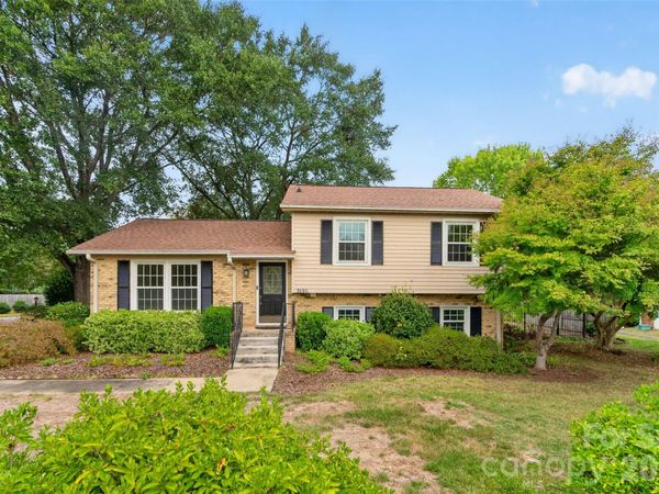 3130 Rea Road , Charlotte, NC 28226