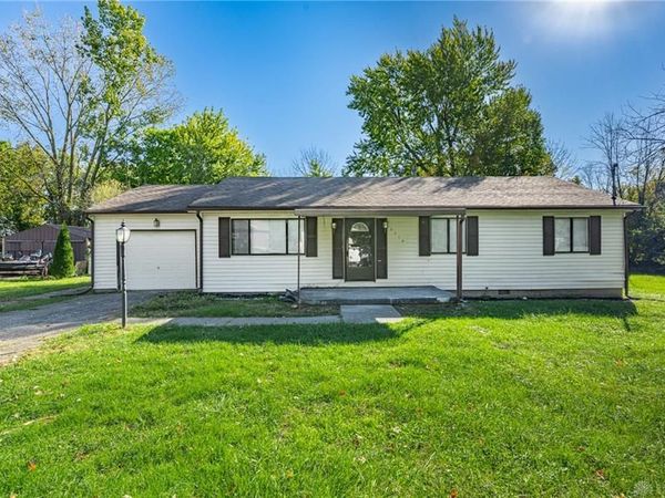 2710 May, Springfield, OH 45505