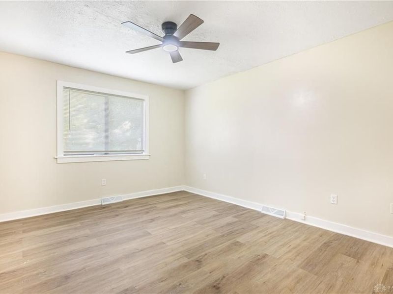 2710 May, Springfield, OH 45505 Photo 12