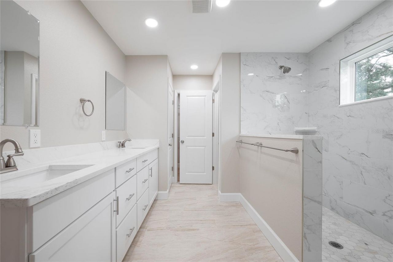 341 E Citrus Street, Altamonte Springs, FL 32701 Photo