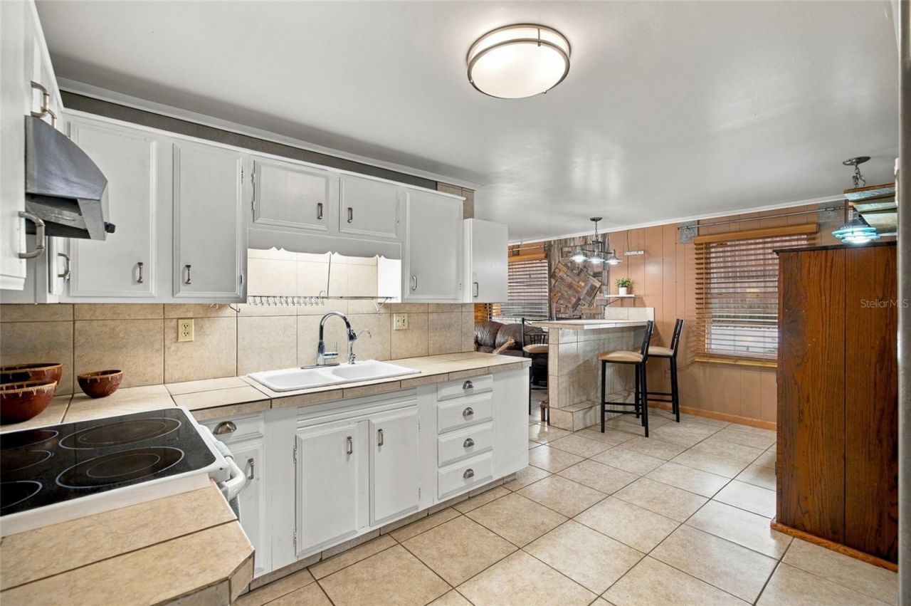 10 Lychee Drive, Winter Haven, FL 33881 Photo