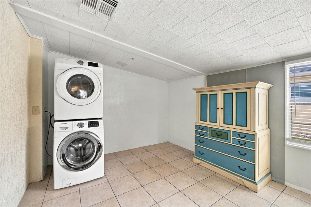 10 Lychee Drive, Winter Haven, FL 33881 Photo