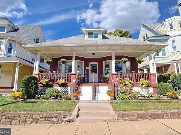 119 W ASHLAND STREET W, DOYLESTOWN, PA 18901