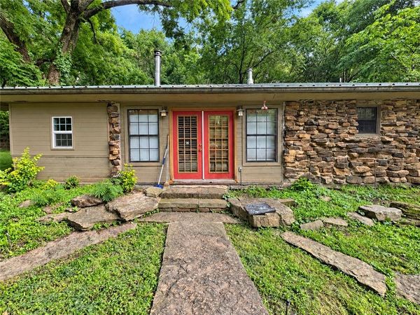 10844 Bray Road , Elkins, AR 72727