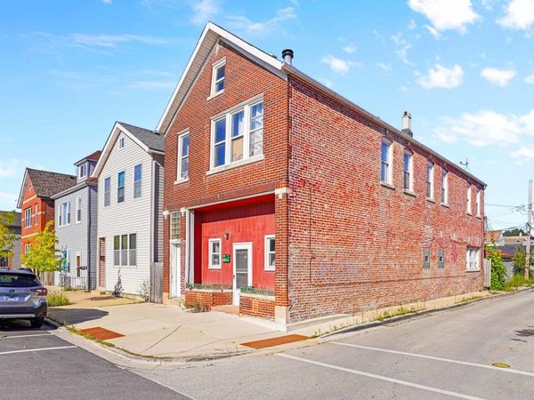2926 S Lyman Street , Chicago, IL 60608