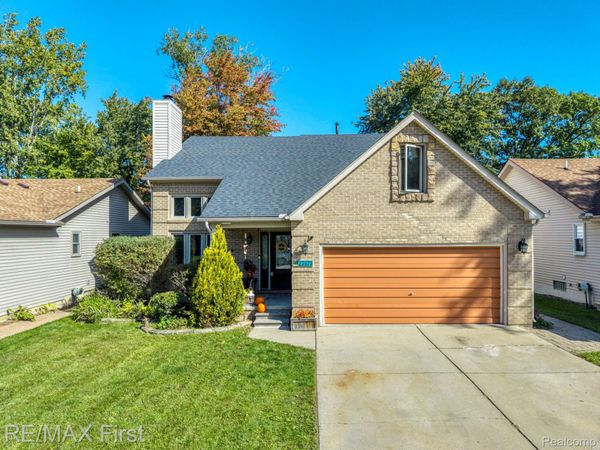 23577 Donaldson Street , Clinton Township, Mi 48035