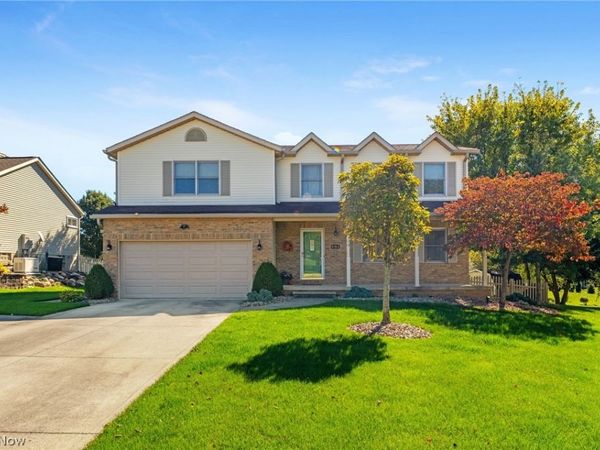 591 Breiton Circle , Barberton, OH 44203