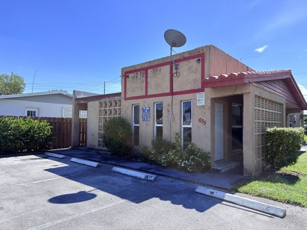 635 NW 22ND Road, Fort Lauderdale, FL 33311