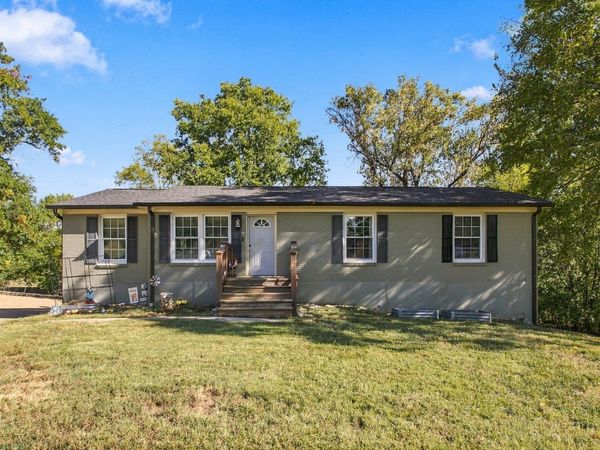 1570 White Dr, Lewisburg, TN 37091