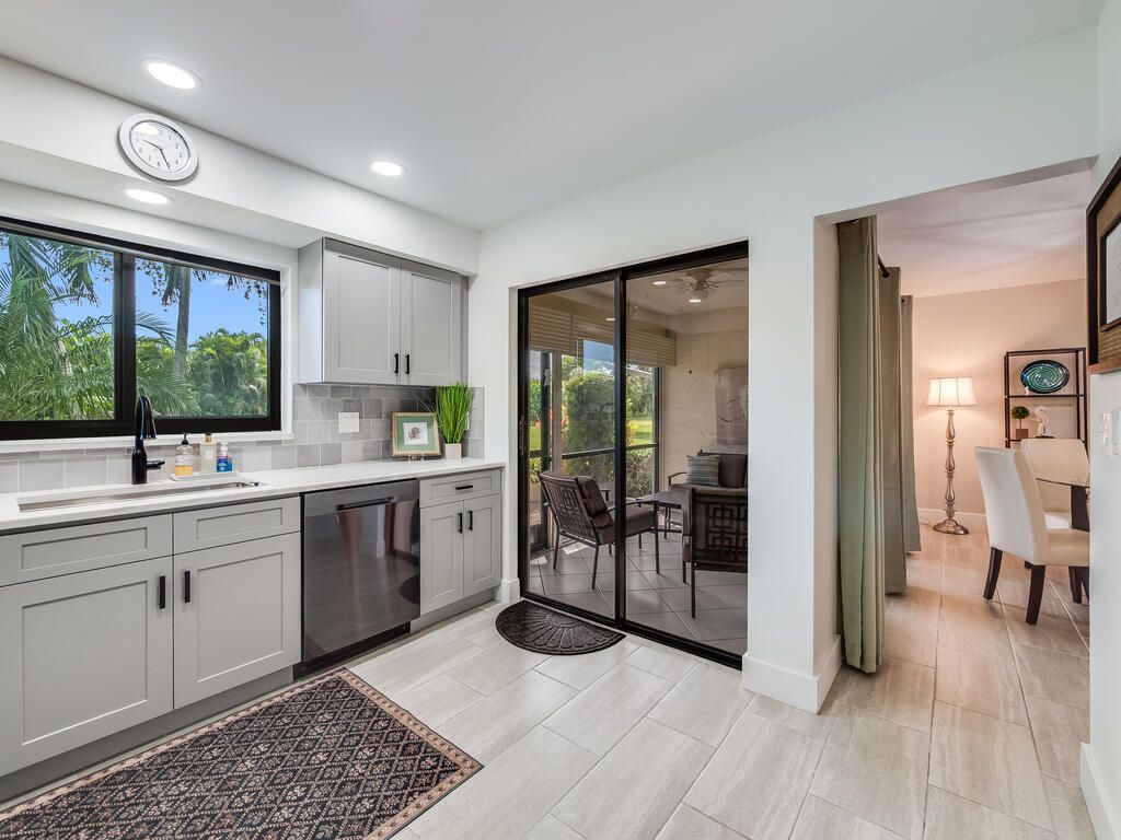 4240 Mango Tree Court, Unit B, Boynton Beach, FL 33436 Photo