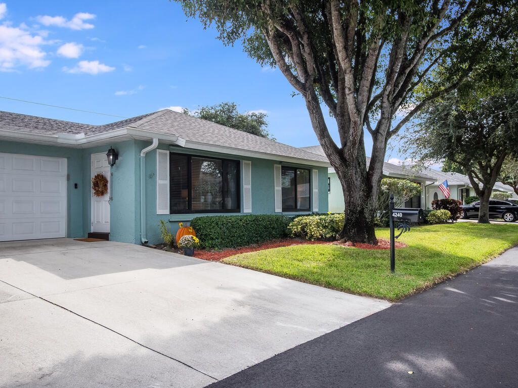 4240 Mango Tree Court, Unit B, Boynton Beach, FL 33436 Photo