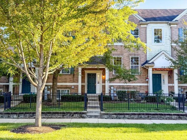 1717 Maple Avenue , Hanover Park, IL 60133