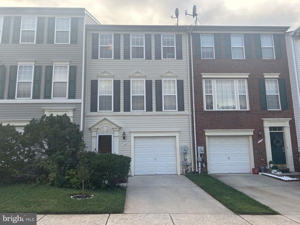 527 SYLVAN COURT, FREDERICK, MD 21703