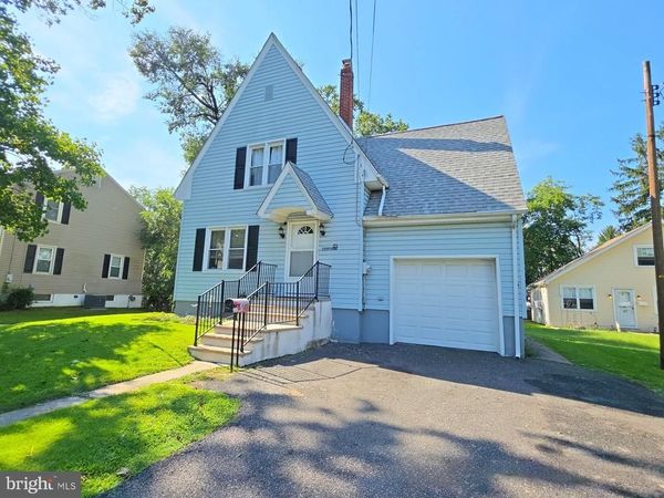 85 LOCUST AVENUE, PENNSVILLE, NJ 08070