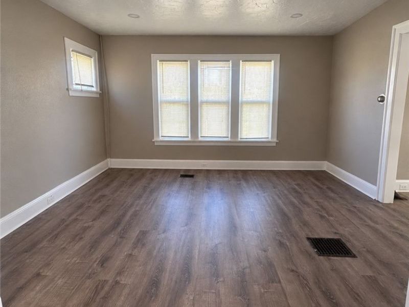 14700 Dover Avenue, East Cleveland, OH 44112 Photo 7