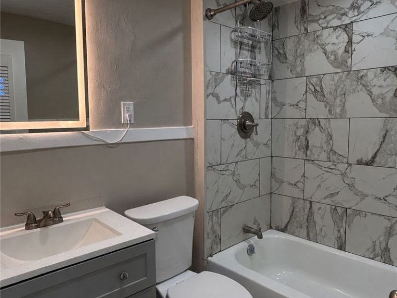 14700 Dover Avenue, East Cleveland, OH 44112 Photo 8