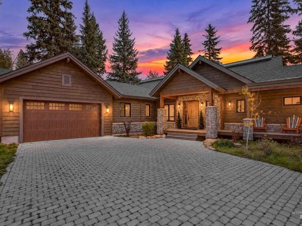 86 Sugarloaf Place, Donnelly, ID 83615