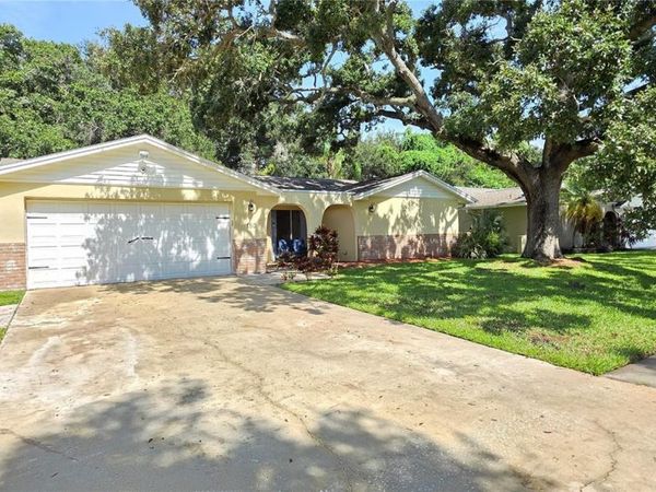 150 SUNCREST DRIVE , SAFETY HARBOR, FL 34695