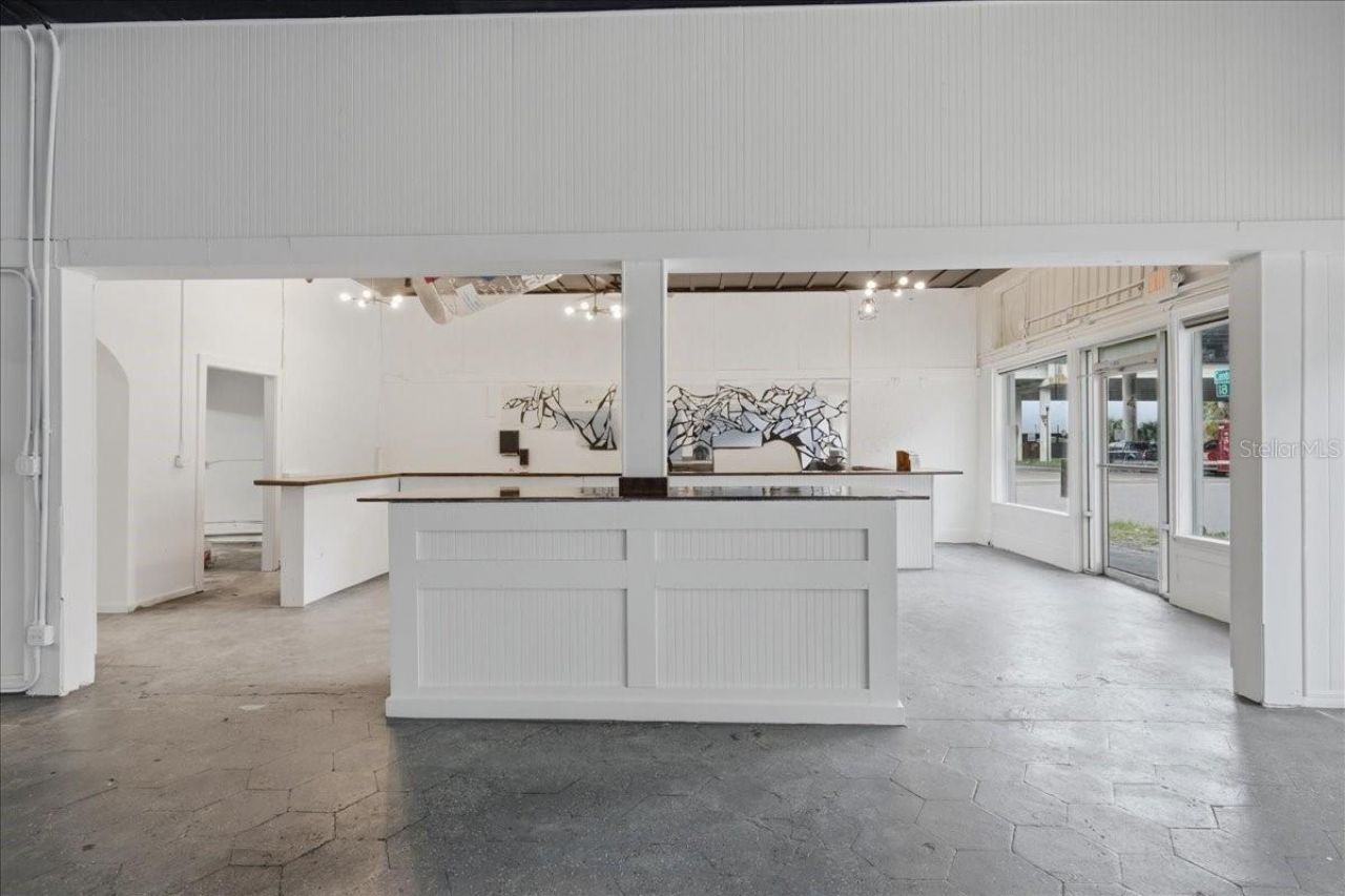 1756 Central Avenue, Saint Petersburg, FL 33712 Photo