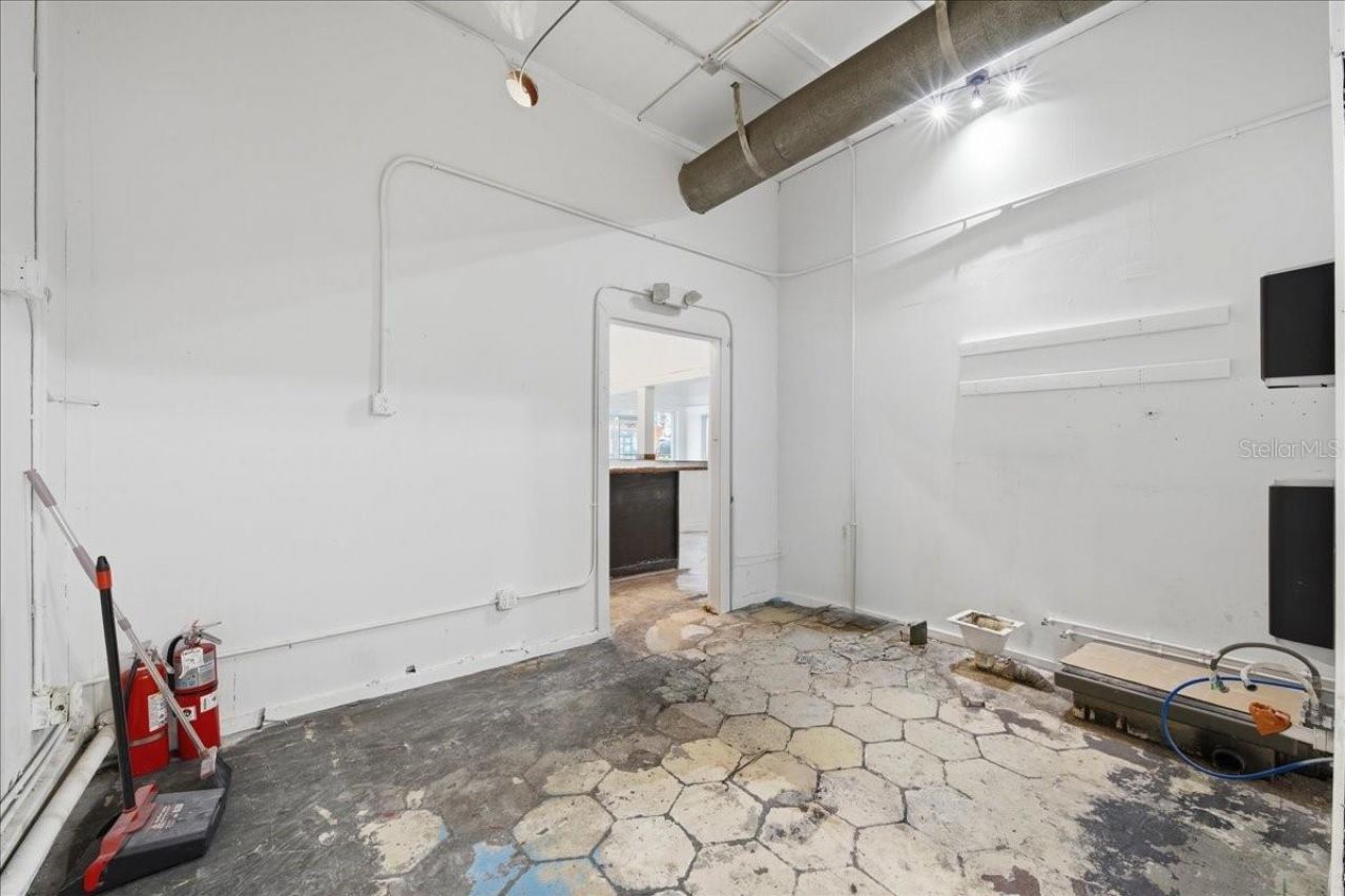 1756 Central Avenue, Saint Petersburg, FL 33712 Photo