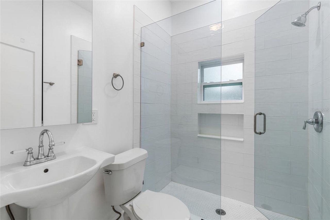 1756 Central Avenue, Saint Petersburg, FL 33712 Photo
