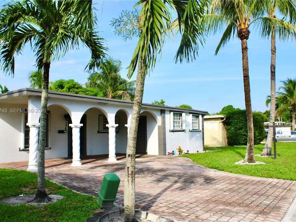 7761 NW 41st St, Unit 7761, Davie, FL 33024