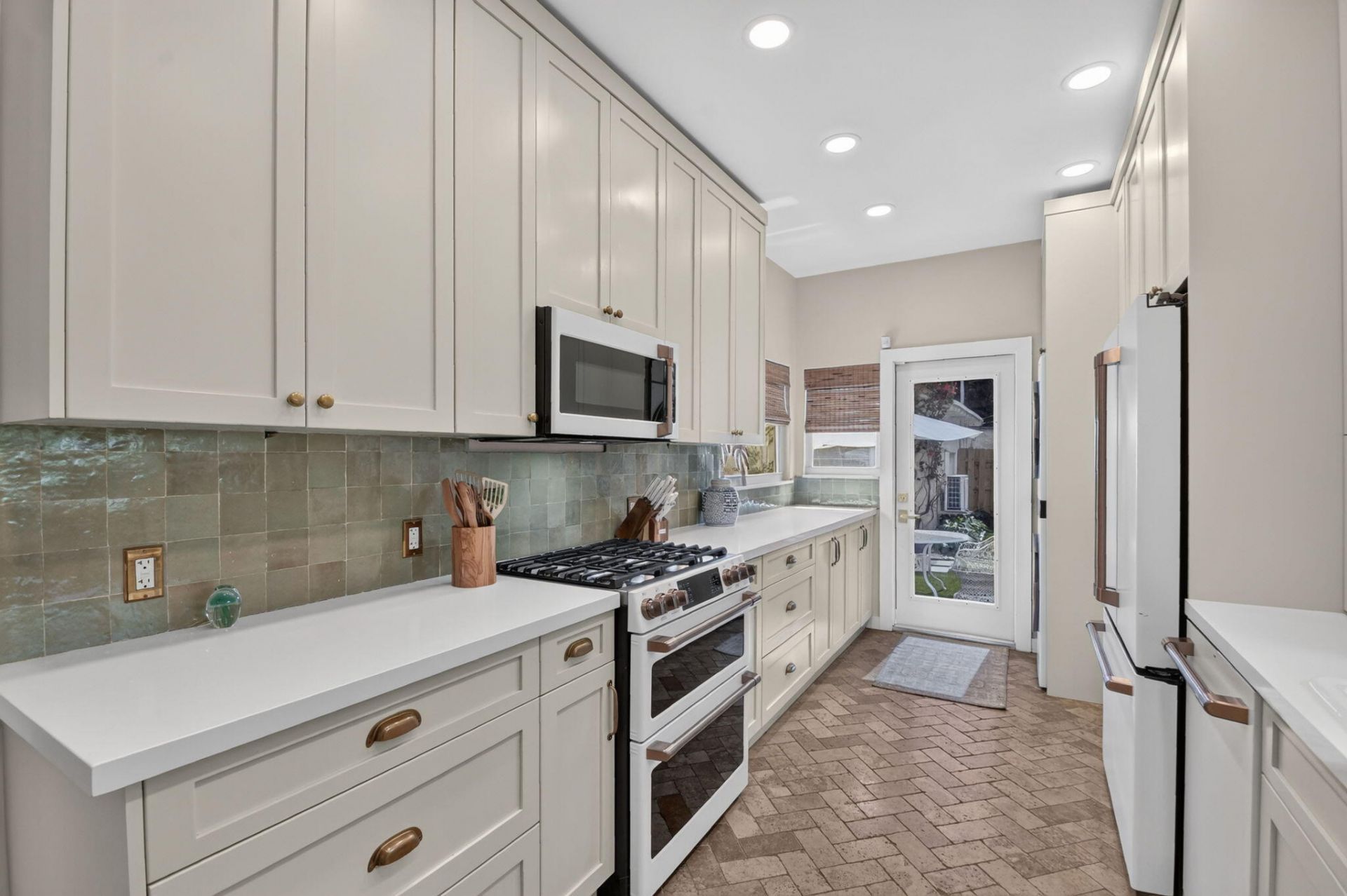 426 30th Street, West Palm Beach, FL 33407 Photo