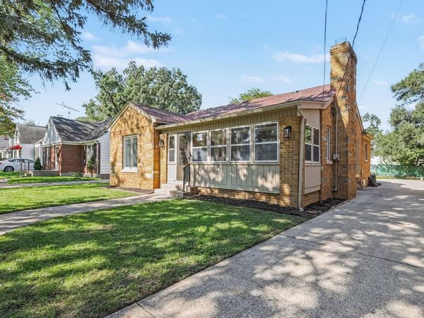 39 Celia Street SW, Wyoming, MI 49548