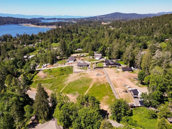 2080 Harbourview Rd , Sooke, BC V9Z 2A1