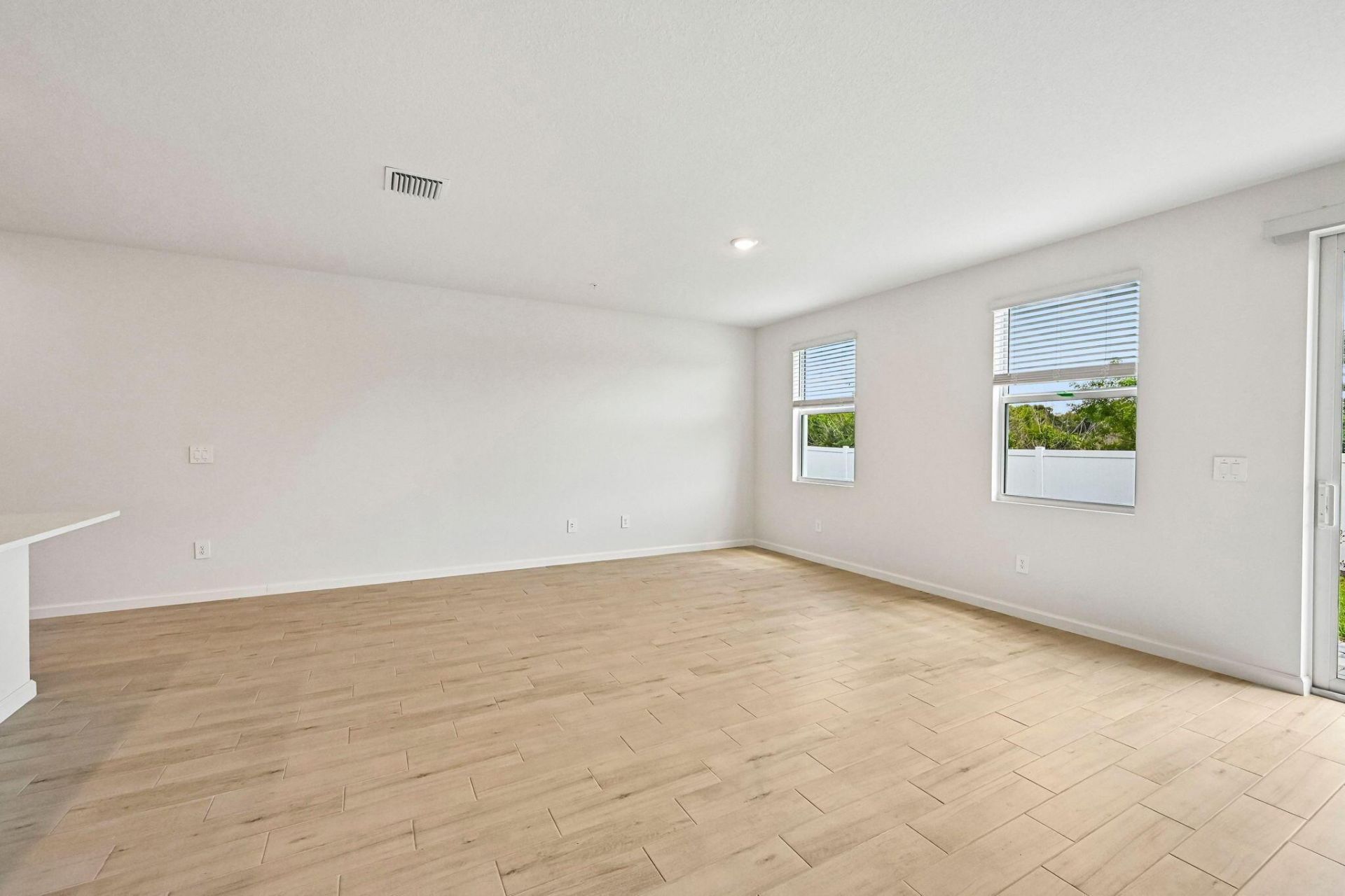 642 Salisbury Circle, Fort Pierce, FL 34982 Photo