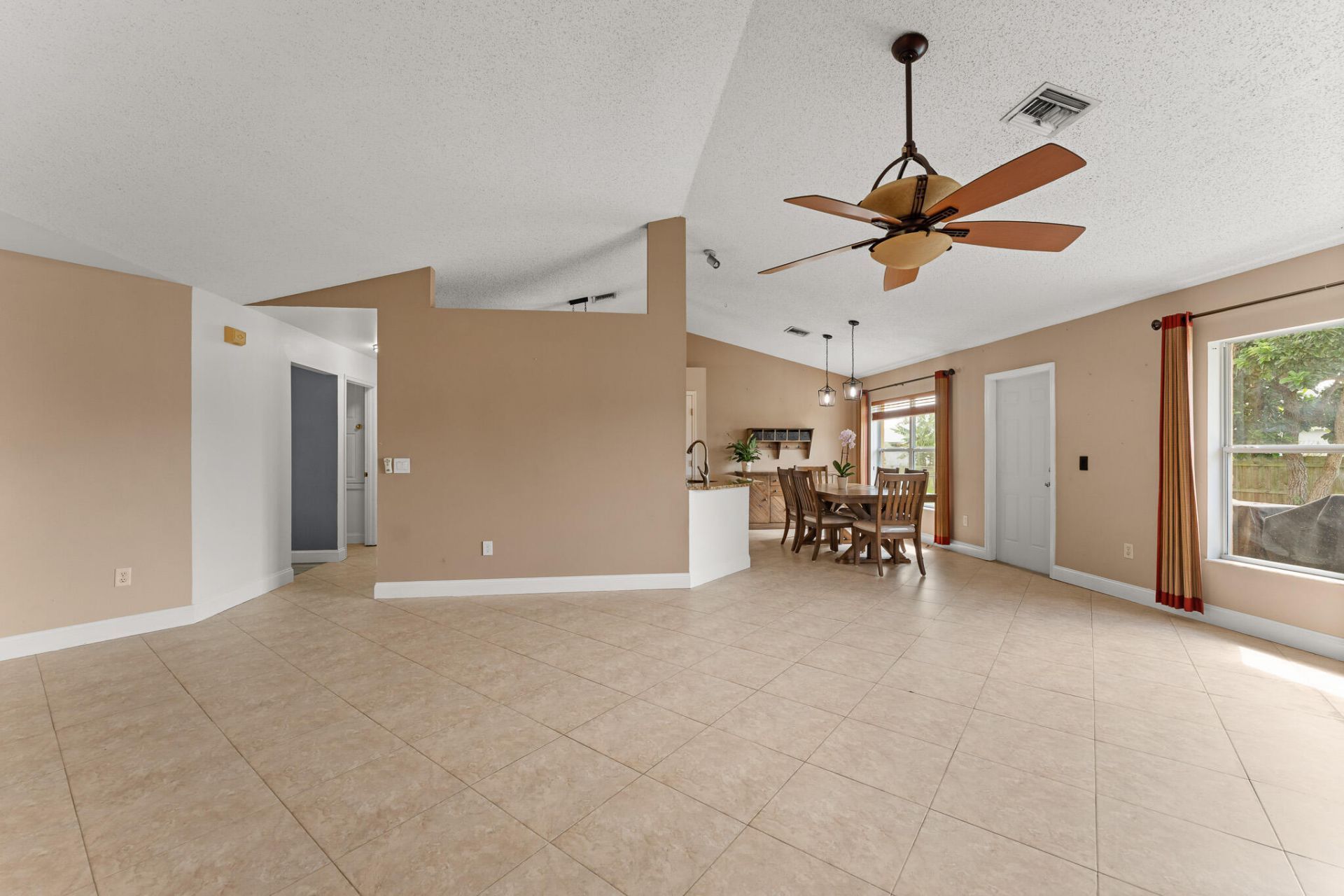 674 SW Lucero Drive, Port Saint Lucie, FL 34983 Photo
