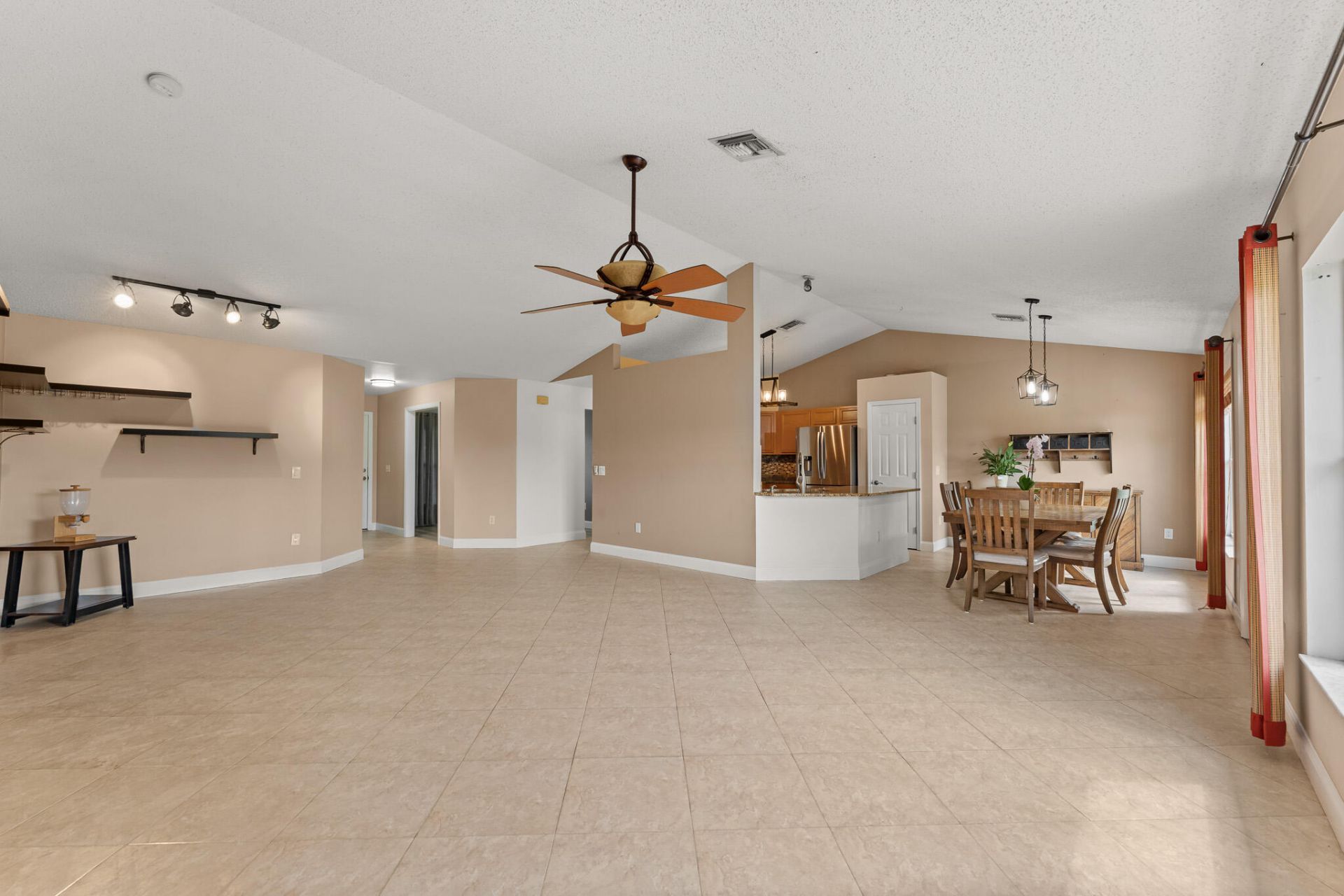 674 SW Lucero Drive, Port Saint Lucie, FL 34983 Photo
