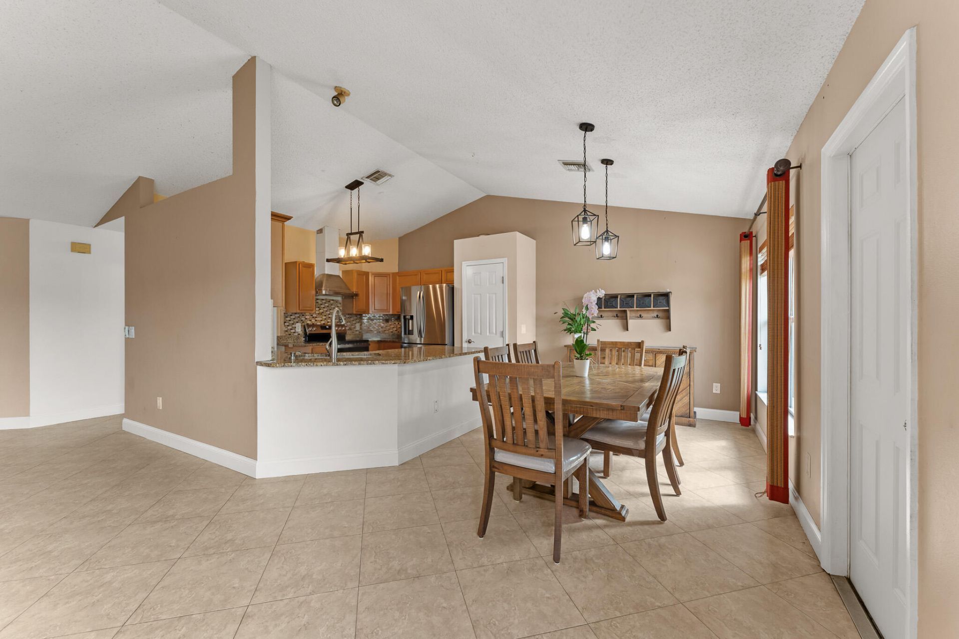 674 SW Lucero Drive, Port Saint Lucie, FL 34983 Photo