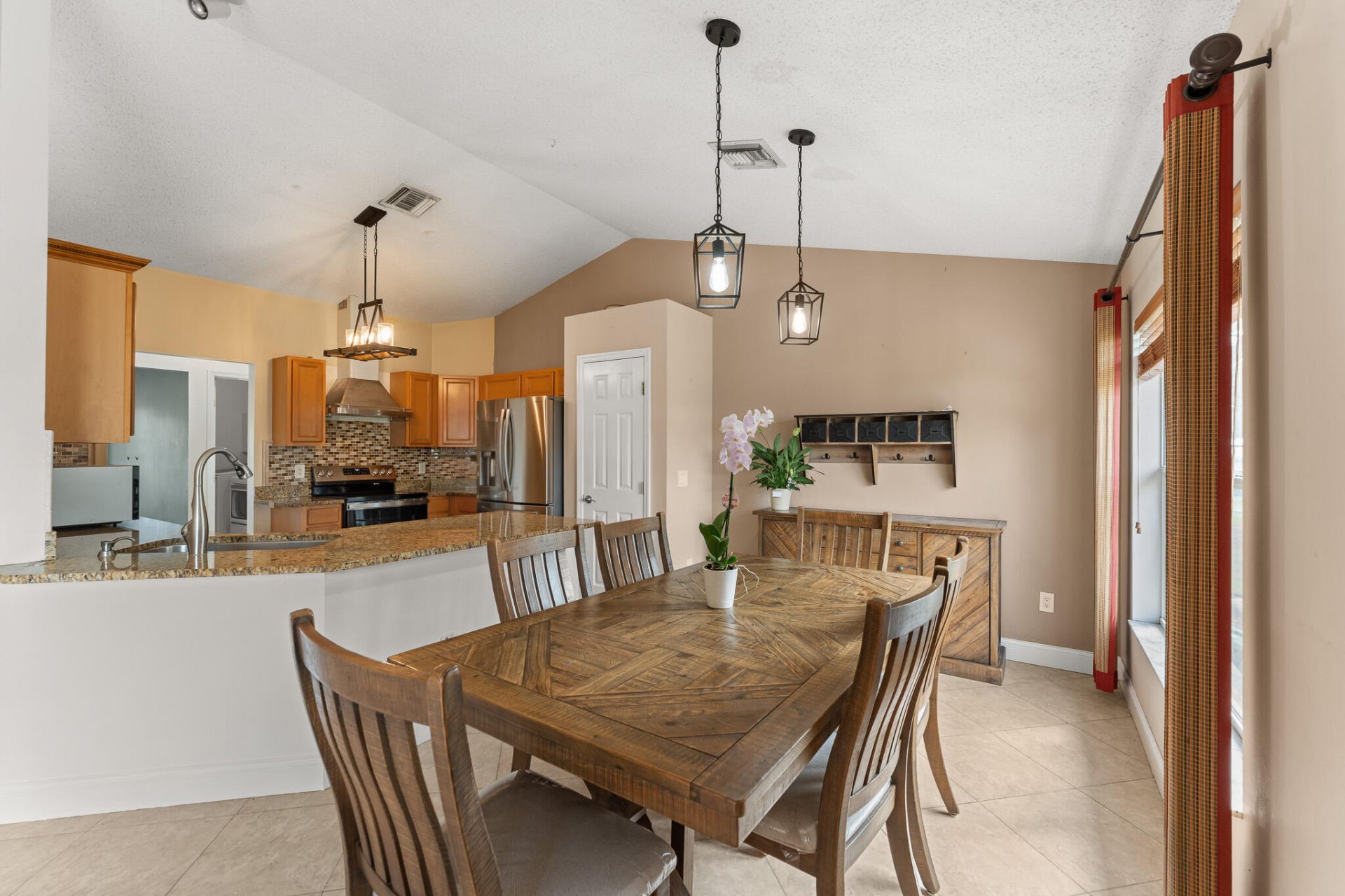 674 SW Lucero Drive, Port Saint Lucie, FL 34983 Photo