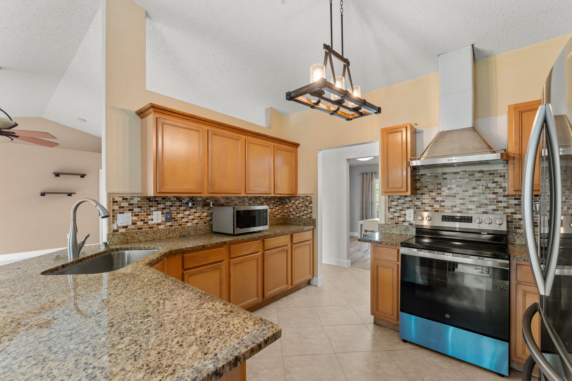 674 SW Lucero Drive, Port Saint Lucie, FL 34983 Photo
