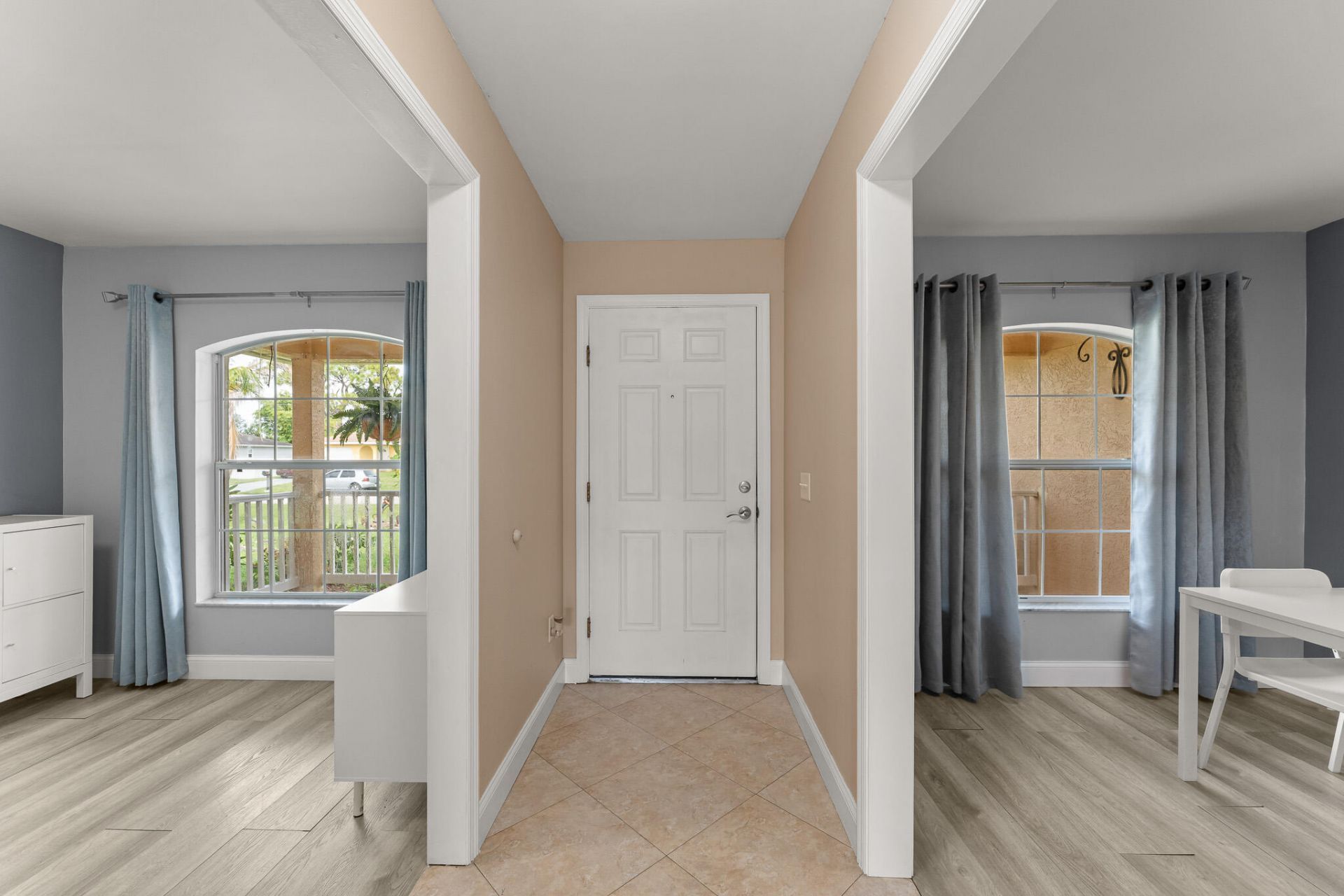674 SW Lucero Drive, Port Saint Lucie, FL 34983 Photo