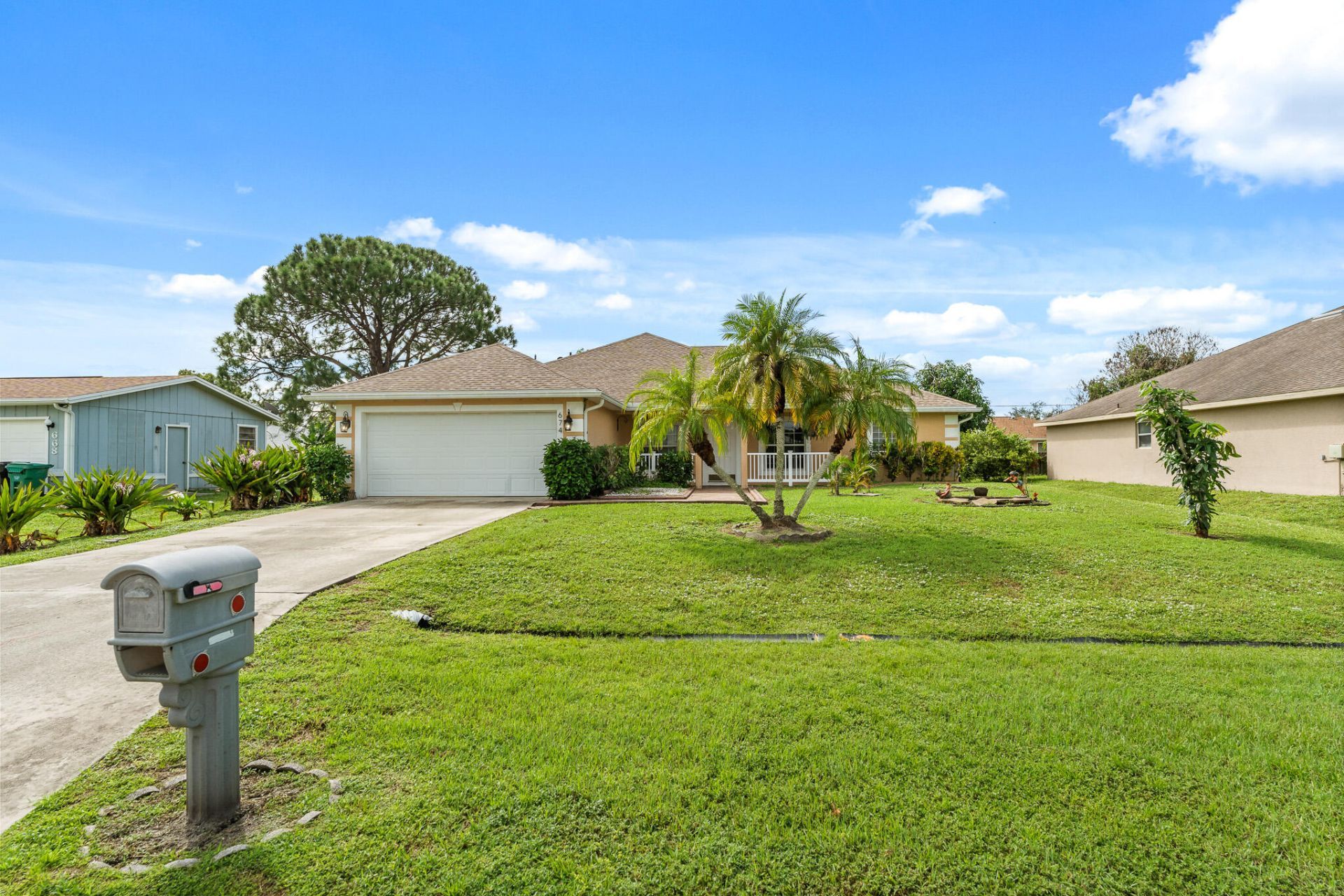 674 SW Lucero Drive, Port Saint Lucie, FL 34983 Photo
