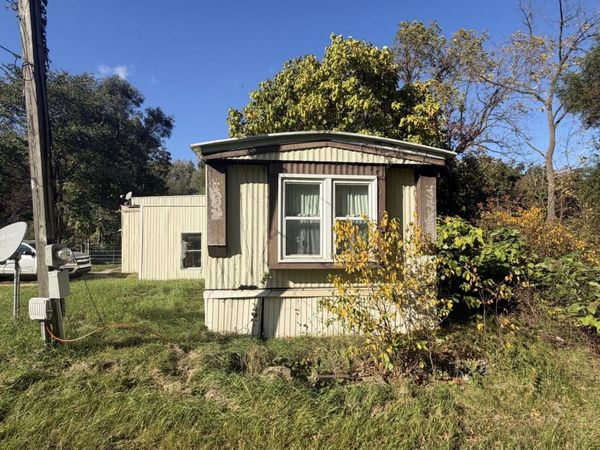 1395 106th Avenue, Otsego, MI 49078
