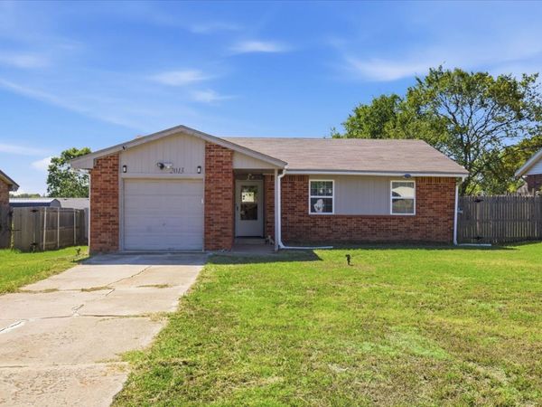 2013 Lona Avenue , Seminole, OK 74868