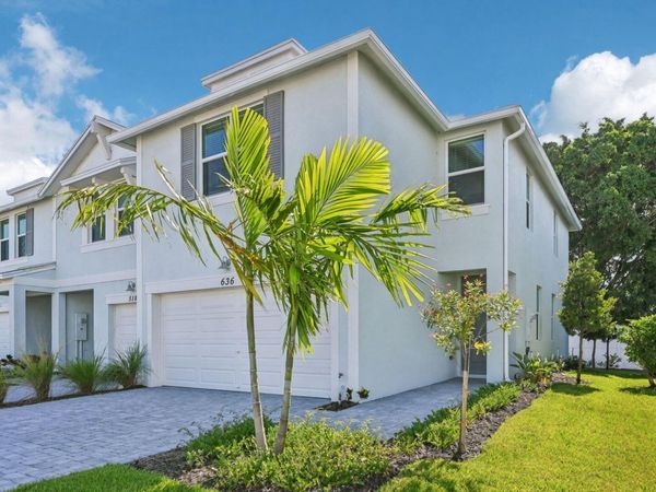 636 SALISBURY Circle, Fort Pierce, FL 34982