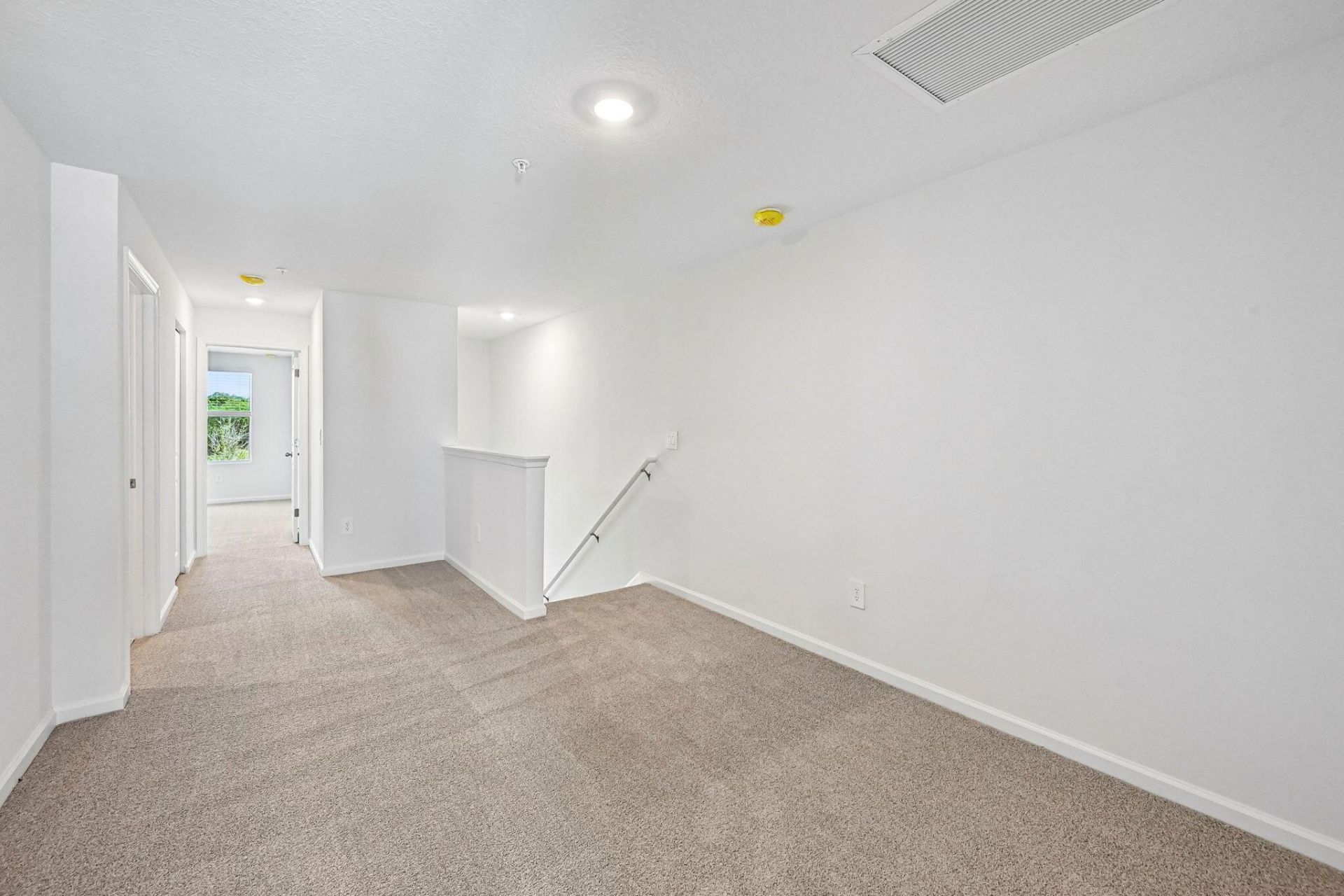 636 Salisbury Circle, Fort Pierce, FL 34982 Photo